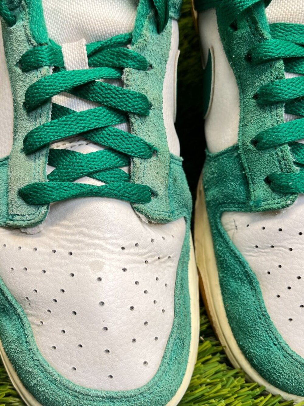 Nike Dunk Low SE Mens Size 9 White Green Gum Athletic Leather Shoes Sneakers - Picture 12 of 12